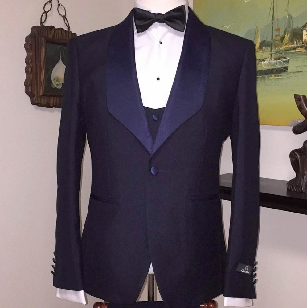 3 Piece Men's British Tuxedo Cut Navy Slim Fit